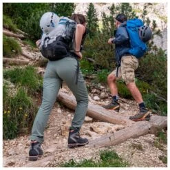 Chaussures De Randonnée Kayland Legacy W's Gtx Grey Peach -Randonnée Et Camping 21a8f657a79c1e0704a15d3bf031eb4ff134ae7a E23KAYLCHA3351293 902