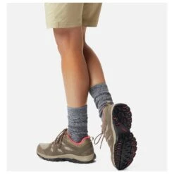 Chaussures De Randonnée Columbia Redmond III Wp Pebble Red Coral -Randonnée Et Camping adc391753cfb5acf5f6d084c3ed82a56d49998ab E23COLUCHA3360556 901