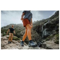 Chaussures De Randonnée Salomon X Ultra Pioneer Gtx W Stormy Weather Alloy Yucca -Randonnée Et Camping ed7f94887f9a19ae157908a1c8839a2161c4efe4 E23SALOCHA3362741 903