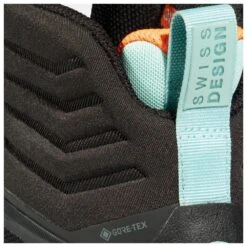 Chaussures De Randonnée Mammut Sapuen High Gtx Women Black Dark -Randonnée Et Camping f7679e6c03d41e22b7572e640509b7896864ca69 E22MAMMCHA2215077 902